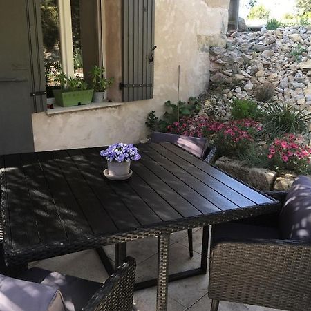 Juste Derriere Chez Nous Villa Boulbon Exterior photo