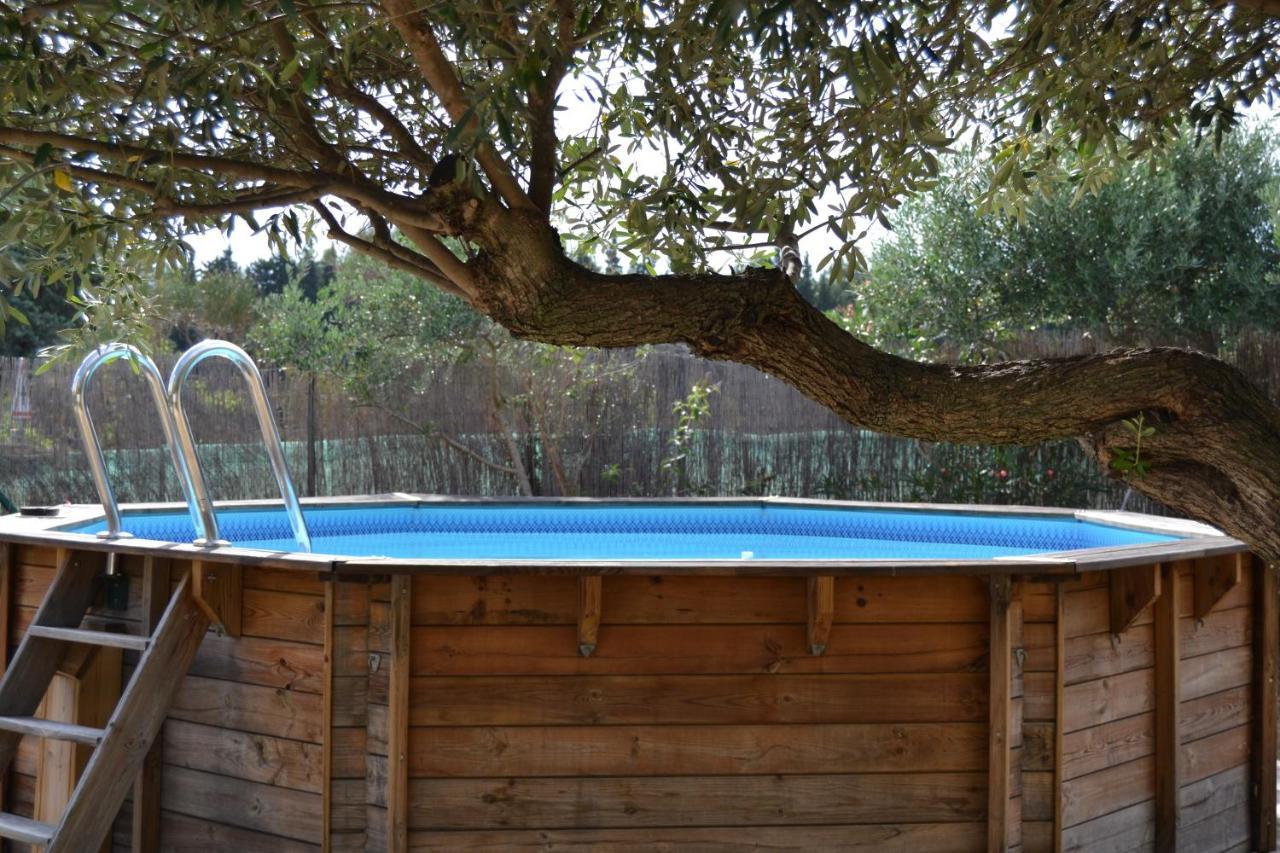 Juste Derriere Chez Nous Villa Boulbon Exterior photo